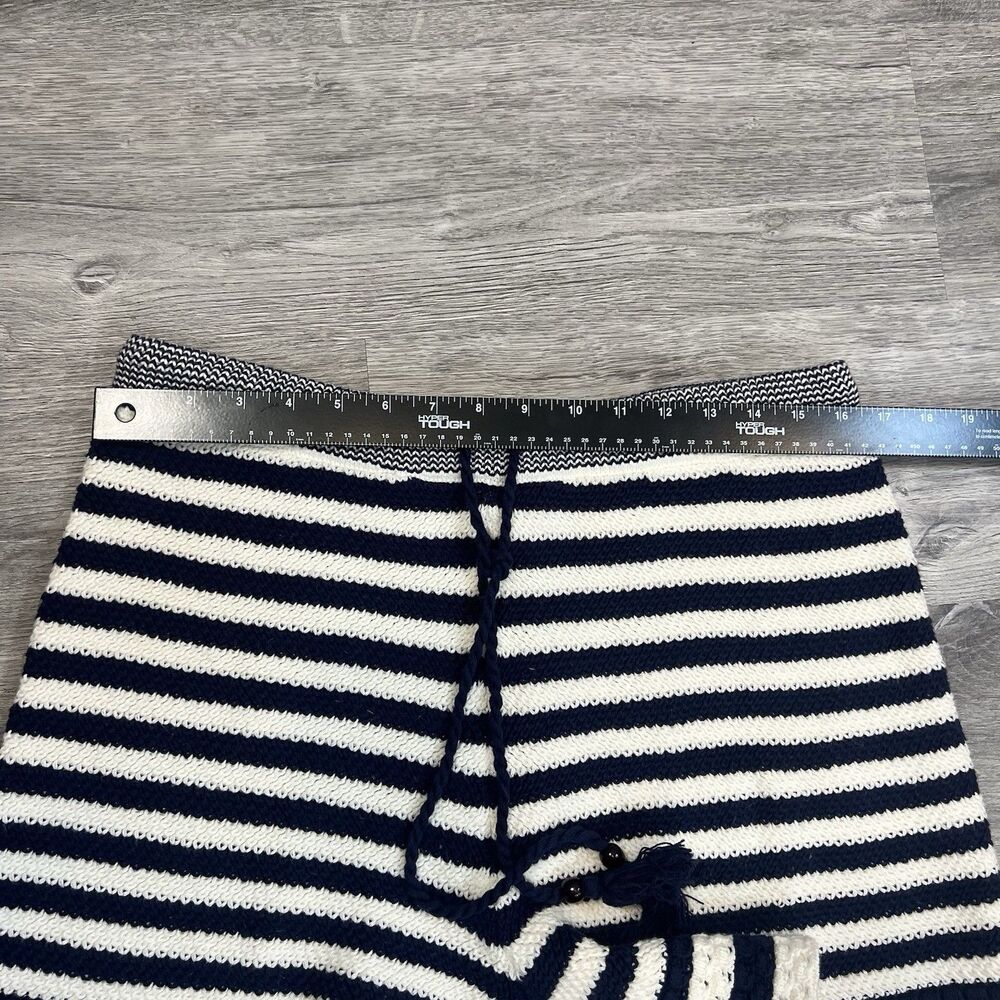 House Of Harlow‎ Striped Shorts Navy white crochet Drawstring Waist NWOT Large - Picture 4 of 6
